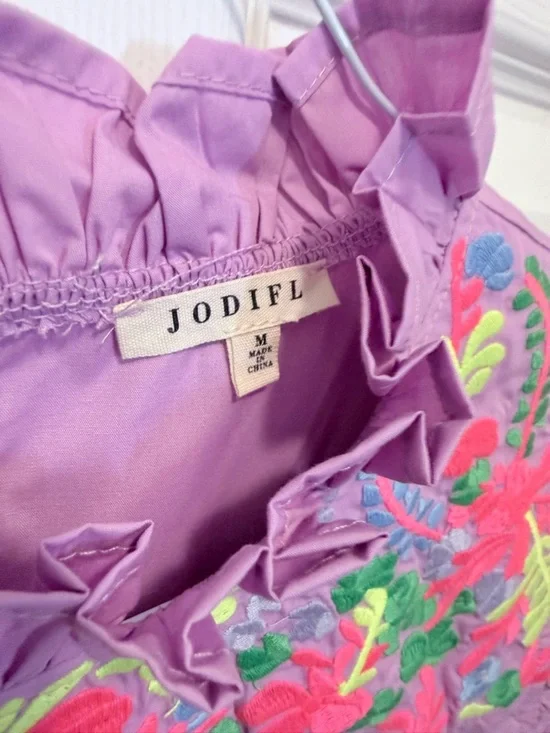 JODIFL Lilac Blouse with Neon Floral Embroidery - Picture 3 of 3